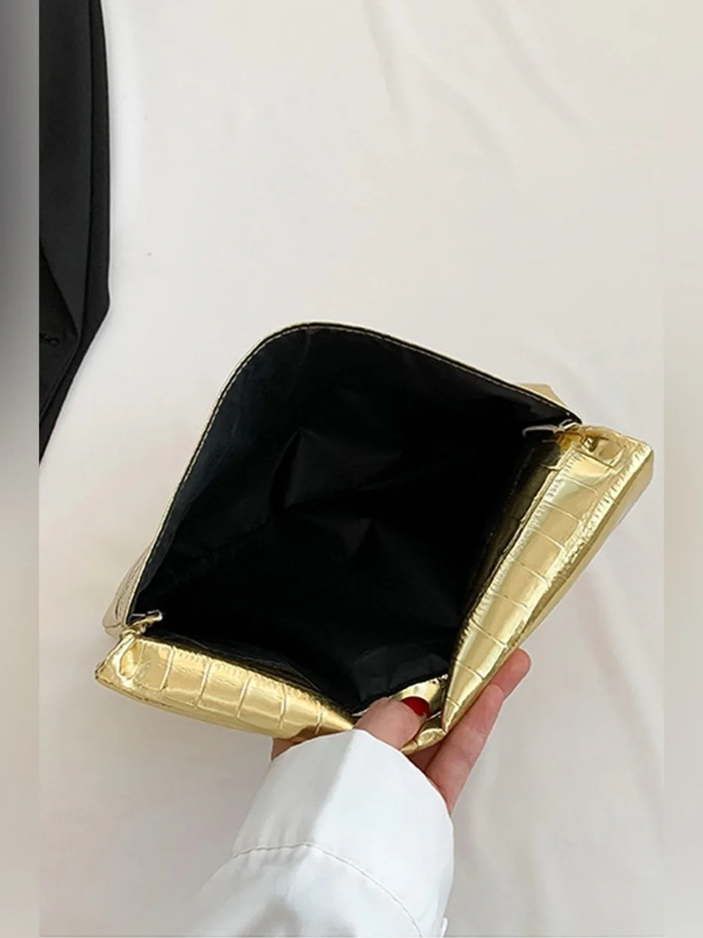 Zenana glossy croc